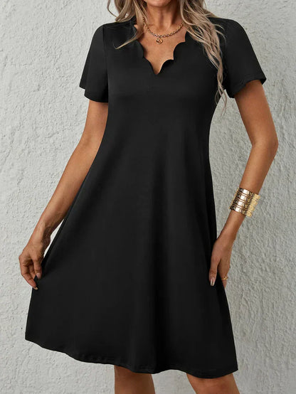 Levoire | Robe décontractée en tricot à col en V et à manches courtes