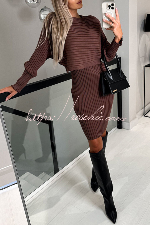 Levoire | Ensemble de haut à manches longues rayé et mini robe à bretelles