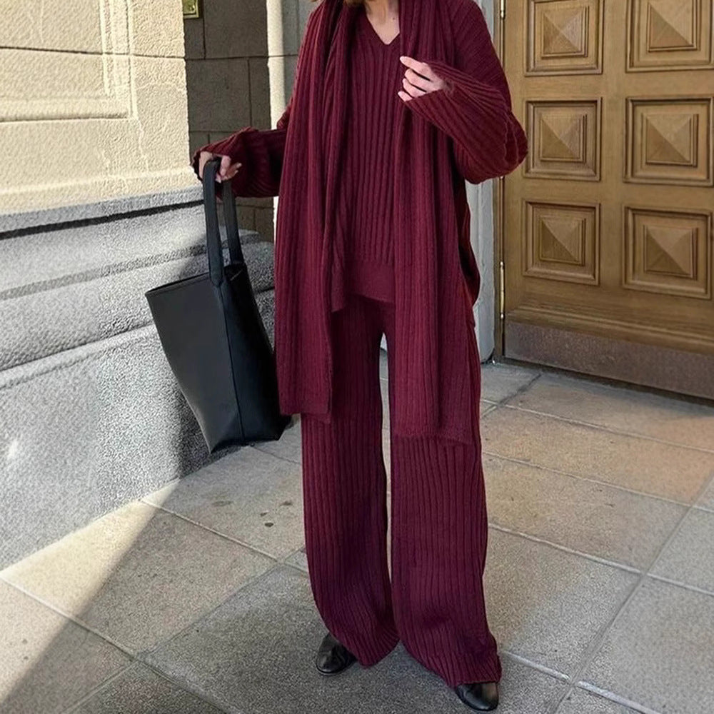 Levoire | Robe Pantalon Pull Décolleté V