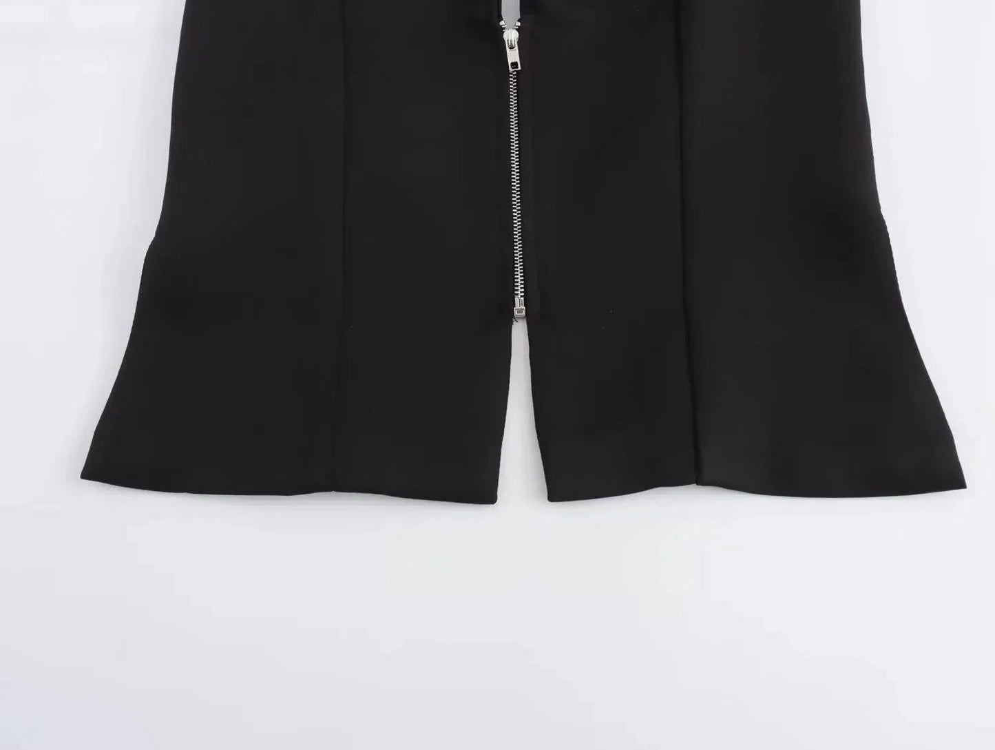 Levoire | Haut de gamme avec un col tombant sans dos