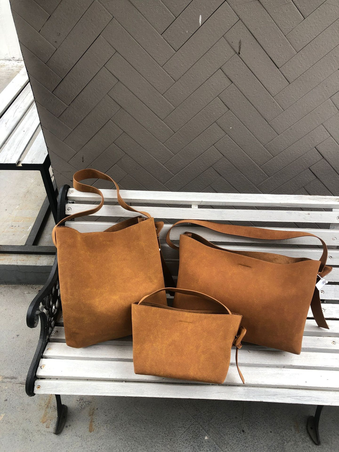 Levoire | Sac Porté Main En Daim Avec Boucle De Ceinture
