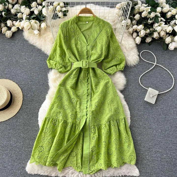 Levoire | Robe à col en V et manches bouffantes pour femmes