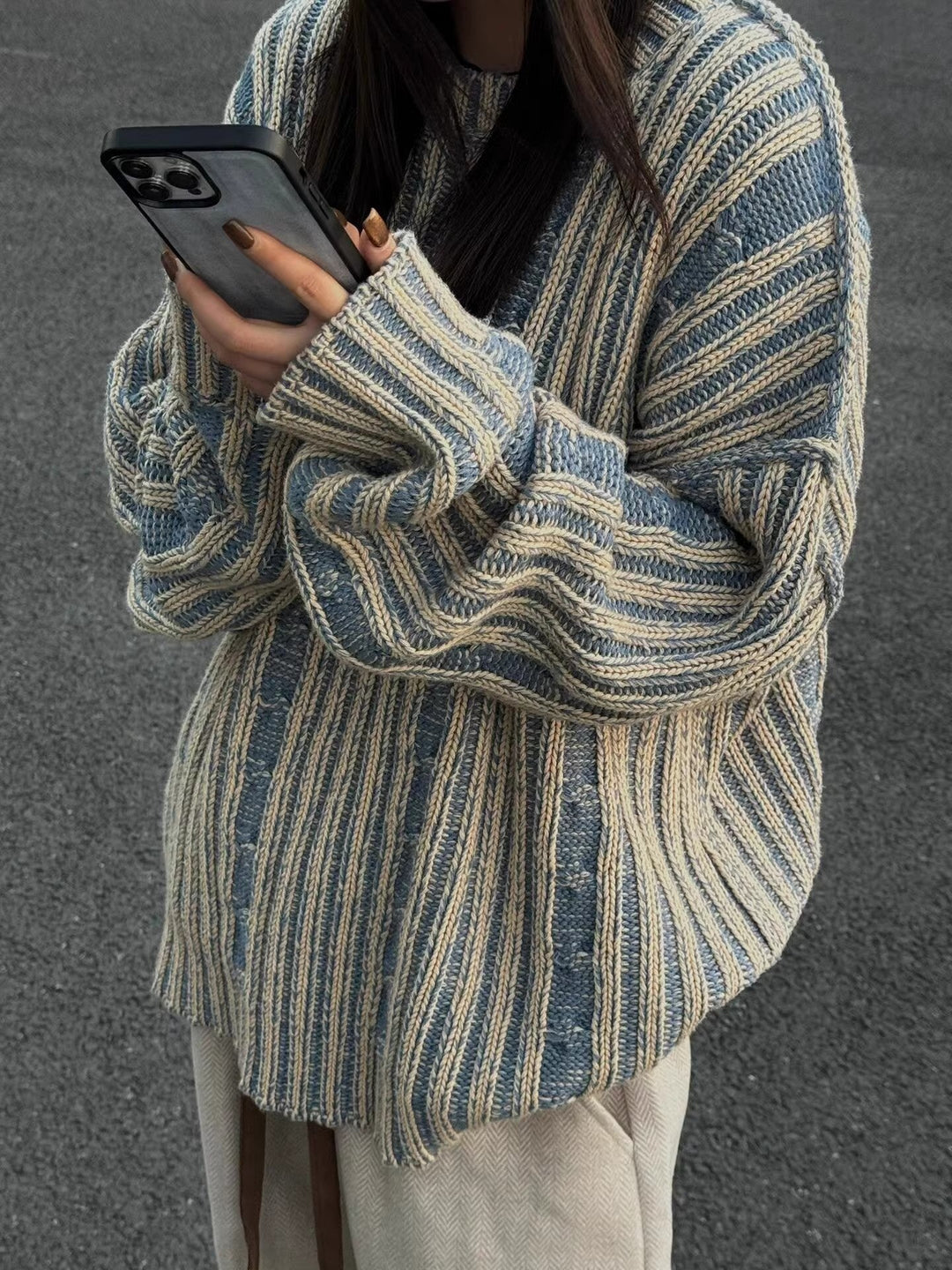 Levoire | Élégante Récolte De Vin Rayé Tricot Bleu