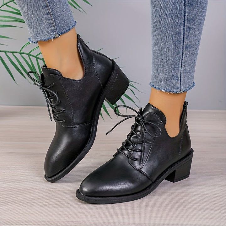 Levoire | Bottes Unies Élégantes Avec Lacets Et Talons Noir