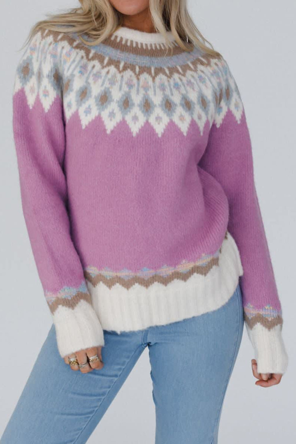 Levoire | Neule Pyöreällä Pääntiellä Ja Pitkällä Hihalla