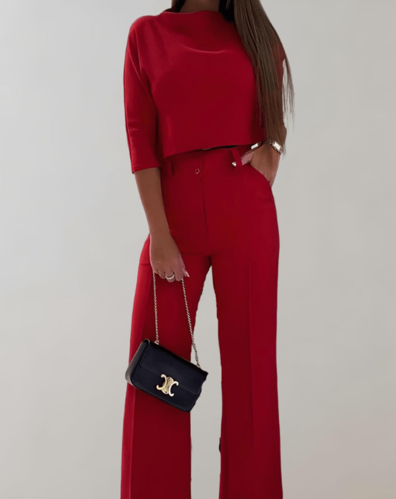 Levoire | Ensemble femme deux pièces pantalon à jambes larges & haut à encolure en O avec manches 3/4 Rot