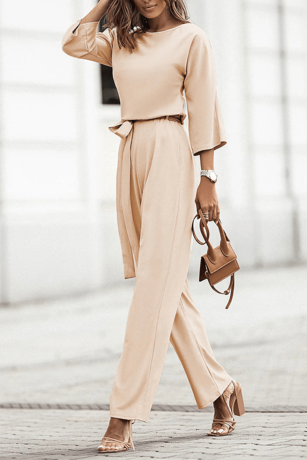 Levoire | Jumpsuit élégant couleur abricot pour femmes