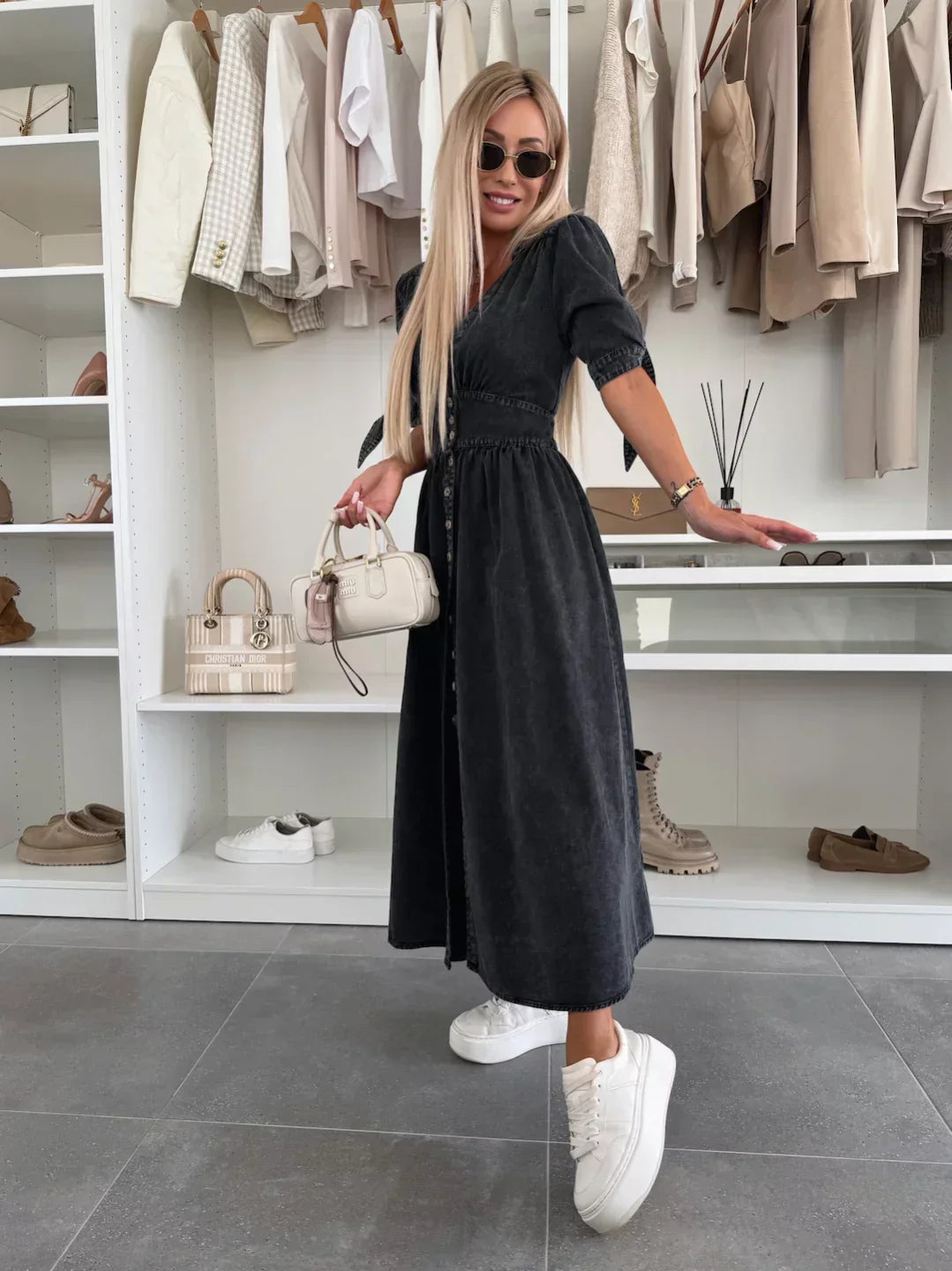 Levoire | Robe Maxi Avec Manches Bouffantes Et Boutonnière Pour Femmes Noir