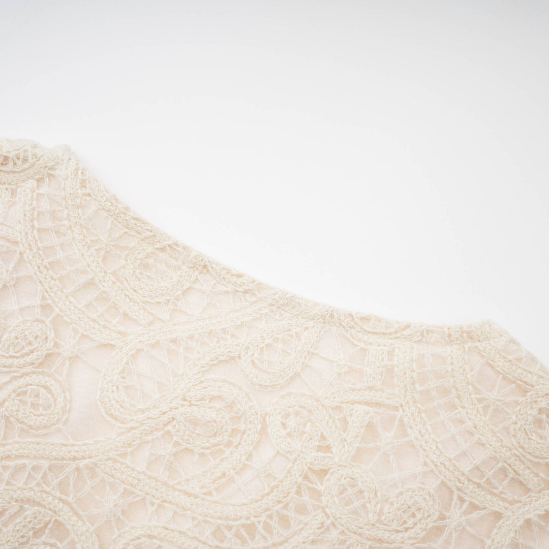 Levoire | Robe À Manches Courtes En Dentelle Blanche À Décolleté En V