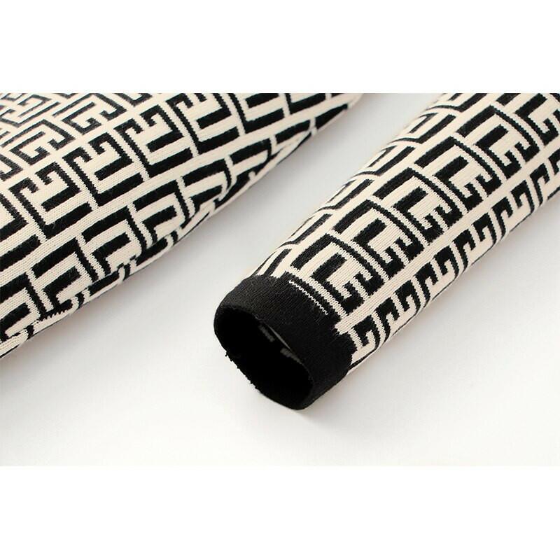 Levoire | Motif Géométrique Robe À Col En Maille Confortable