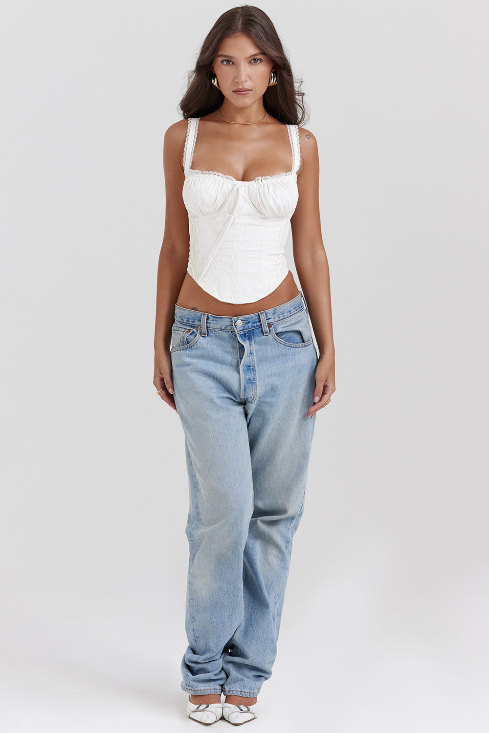 Levoire | Corset En Dentelle Blanche Avec Des Détails Romantiques