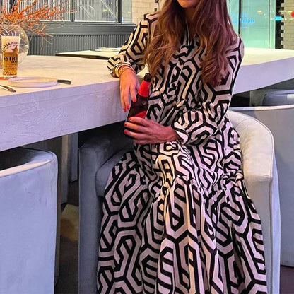 Levoire | Femme Robe à manches longues à motifs géométriques Noir