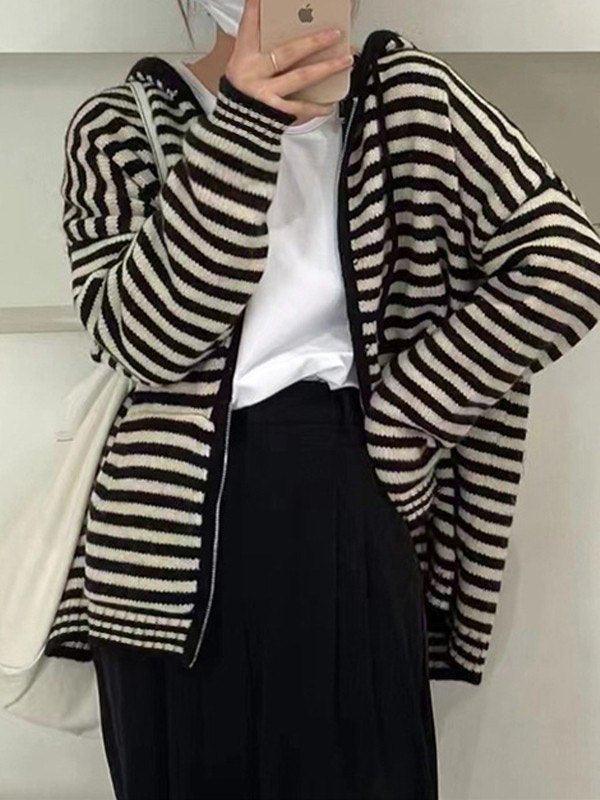 Levoire | Veste À Capuche Rayée En Tricot À Manches Longues