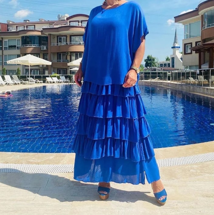 Levoire | Robe à couches élégante à manches courtes