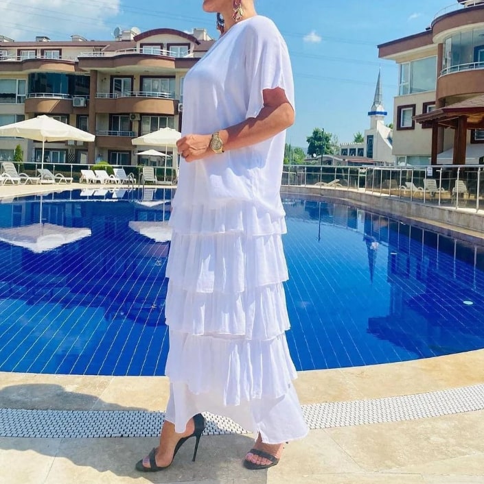 Levoire | Robe à couches élégante à manches courtes