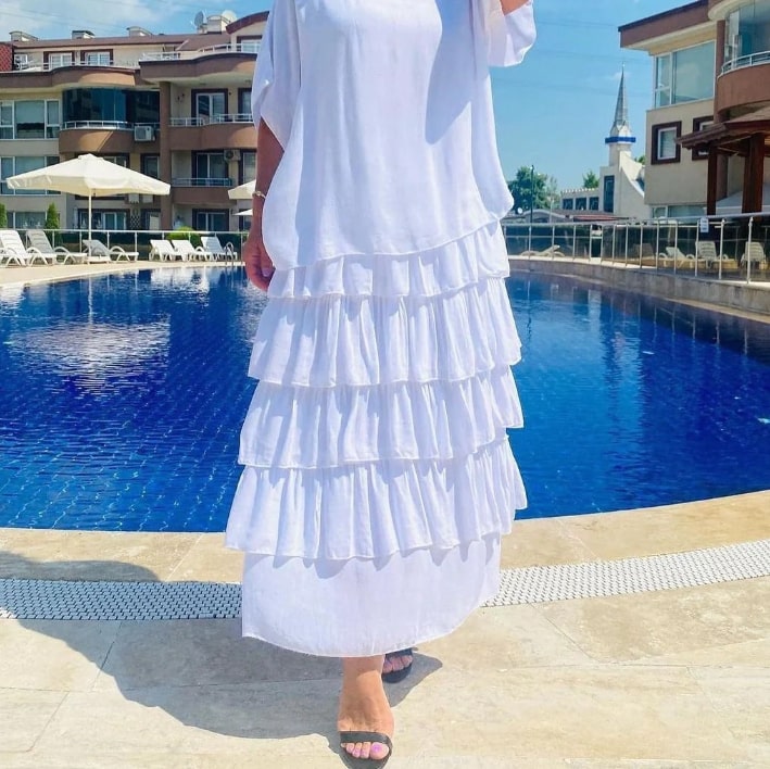 Levoire | Robe à couches élégante à manches courtes