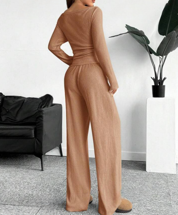 Levoire | Ensemble De Lounge Élégant En Maille Côtelée Avec Pantalons Amples