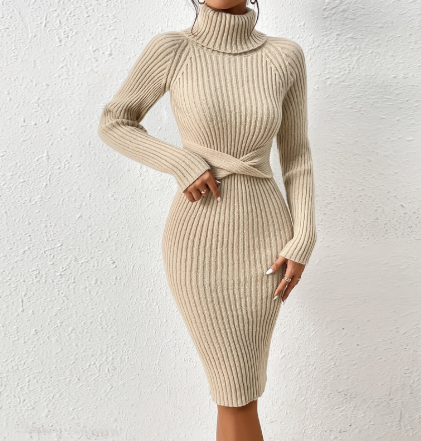 Levoire | Robe À Col Montant Et Taille Accentuée