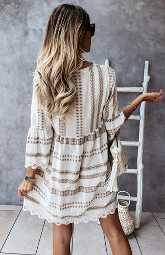 Levoire | Robe à manches en étui à imprimé géométrique à col en V
