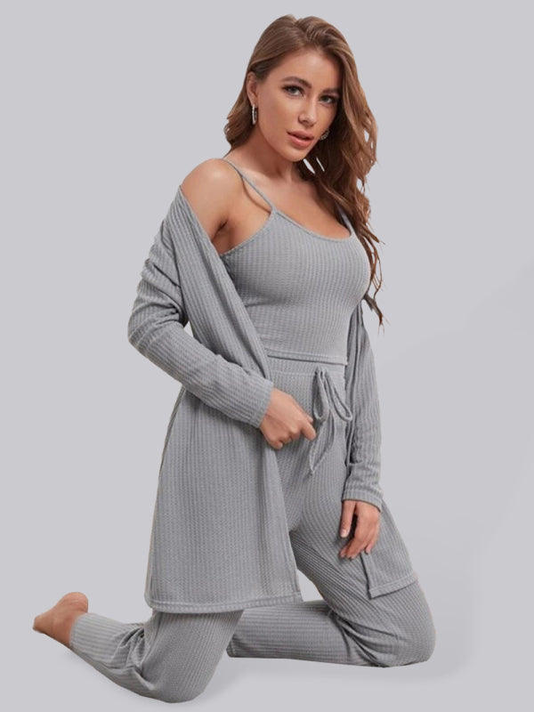 Levoire | Vêtements de lounge pour femmes Pulls puissants Robe longue trois pièces Harmaa
