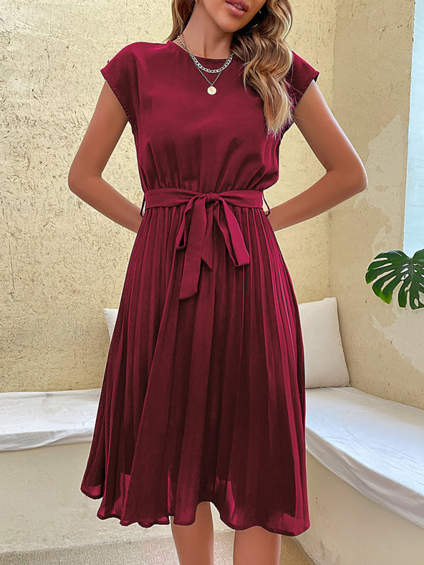 Levoire | Robe élégante en chute à col rond pour femmes