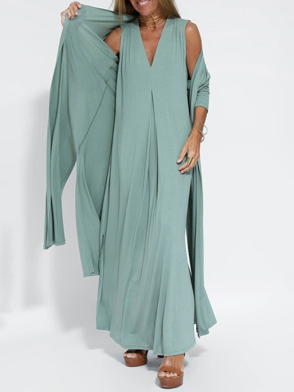 Levoire | Nouvelle robe unie à décolleté en V