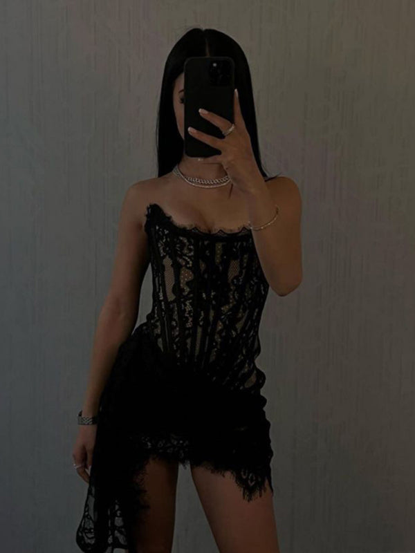 Levoire | Robe mini à corset en dentelle élégante