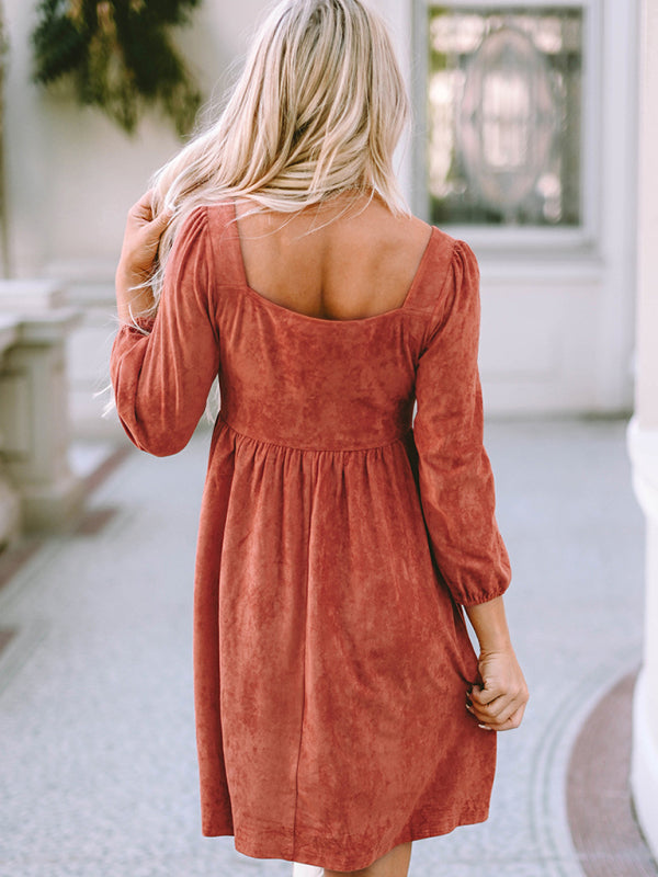 Levoire | Robe A-line longue à manches longues à taille haute pour femmes