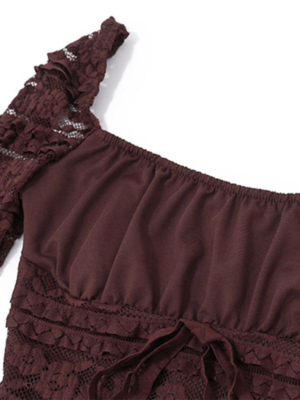 Levoire | Femme sexy à décolleté carré, profondeur coupée, à jupe en forme de trompette couvrant les hanches.