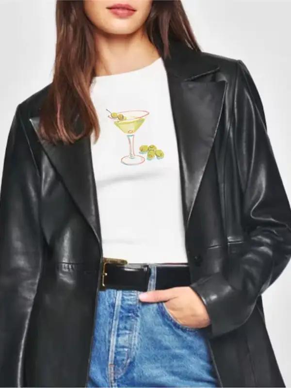Levoire | T-shirt graphique imprimée ajustée pour dames à manches courtes
