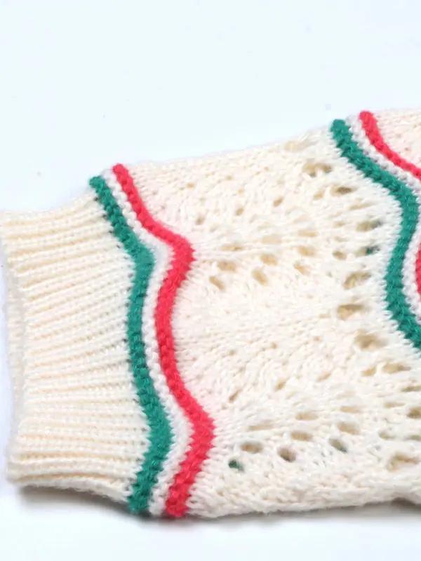Levoire | Modish et mignon pull en crochet avec des rayures contrastées