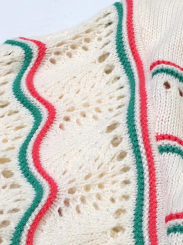 Levoire | Modish et mignon pull en crochet avec des rayures contrastées