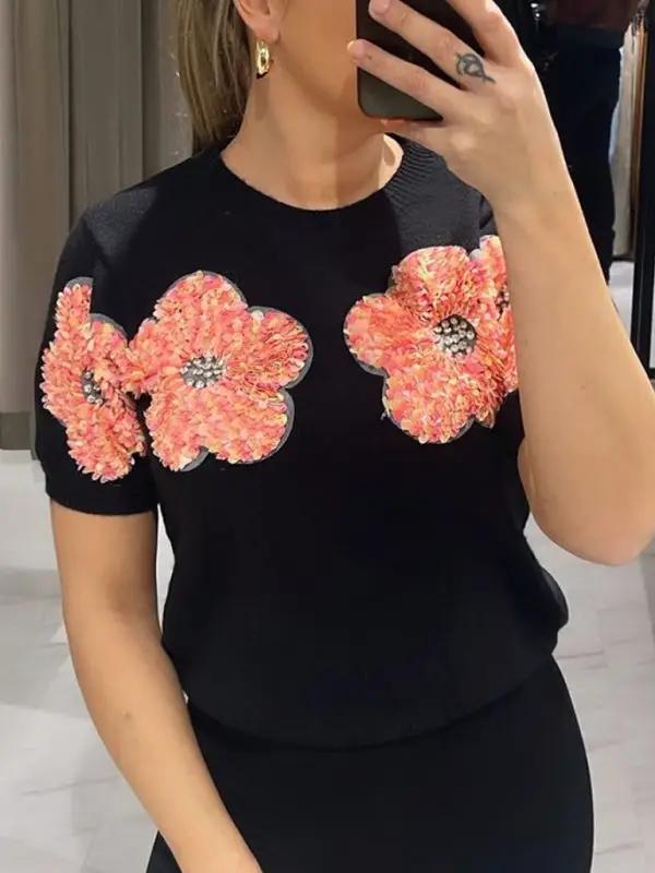 Levoire | Nouveau sweat-shirt rond en fleurs contrastantes rose doux à manches courtes Noir