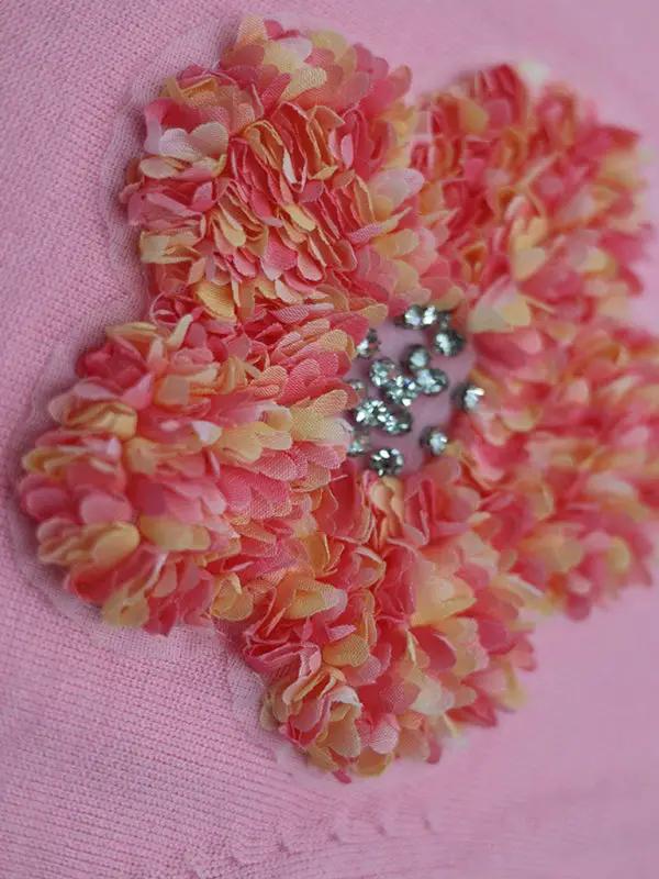 Levoire | Nouveau sweat-shirt rond en fleurs contrastantes rose doux à manches courtes