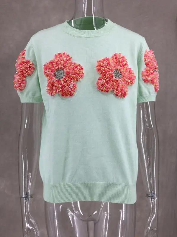 Levoire | Nouveau sweat-shirt rond en fleurs contrastantes rose doux à manches courtes