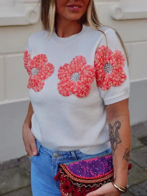 Levoire | Nouveau sweat-shirt rond en fleurs contrastantes rose doux à manches courtes