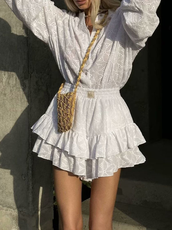 Levoire | Nouvelle chemise moderne à col rond perforé à manches longues, shorts à volants taille haute, tenue décontractée