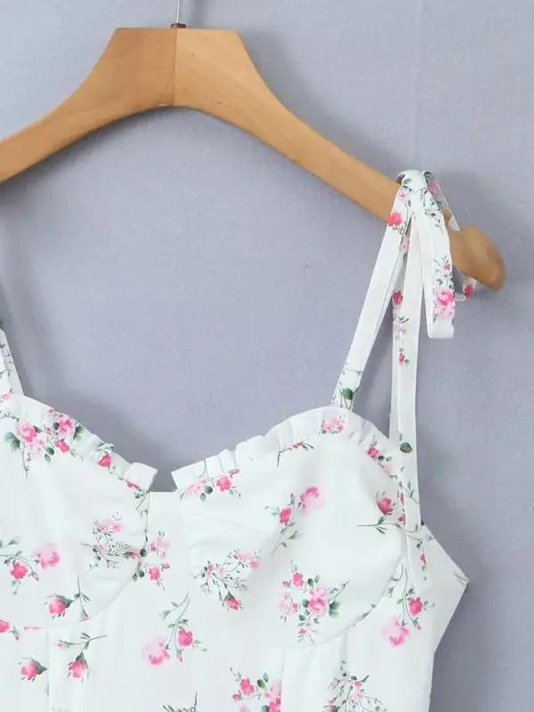 Levoire | Robe à lacets imprimée à pointes avec des bandeaux de taille superposés