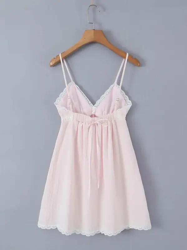 Levoire | Nouvelle robe courte sexy mignonne et propre à bretelles en V