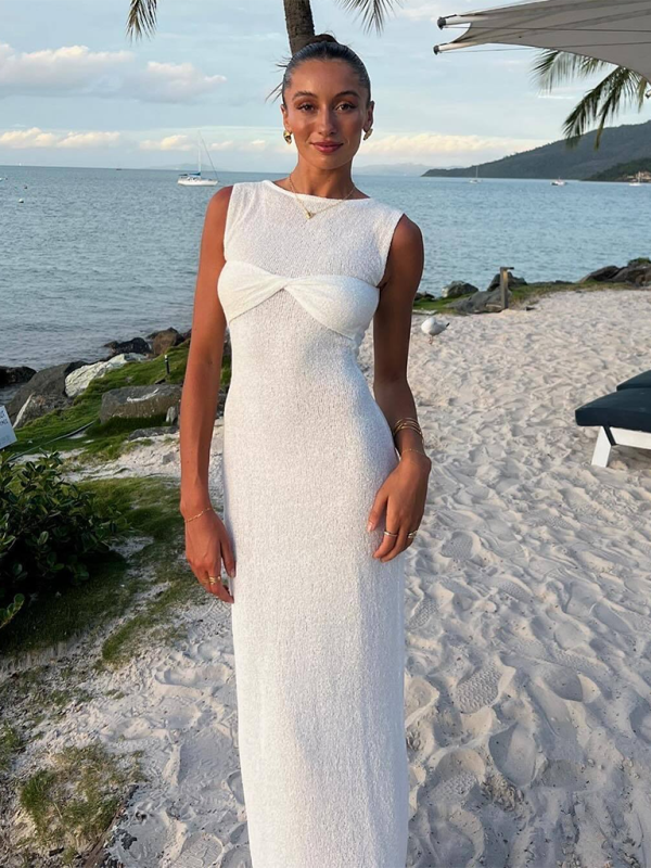 Levoire | sans manches robe de plage tricotée ajustée à col rond uni
