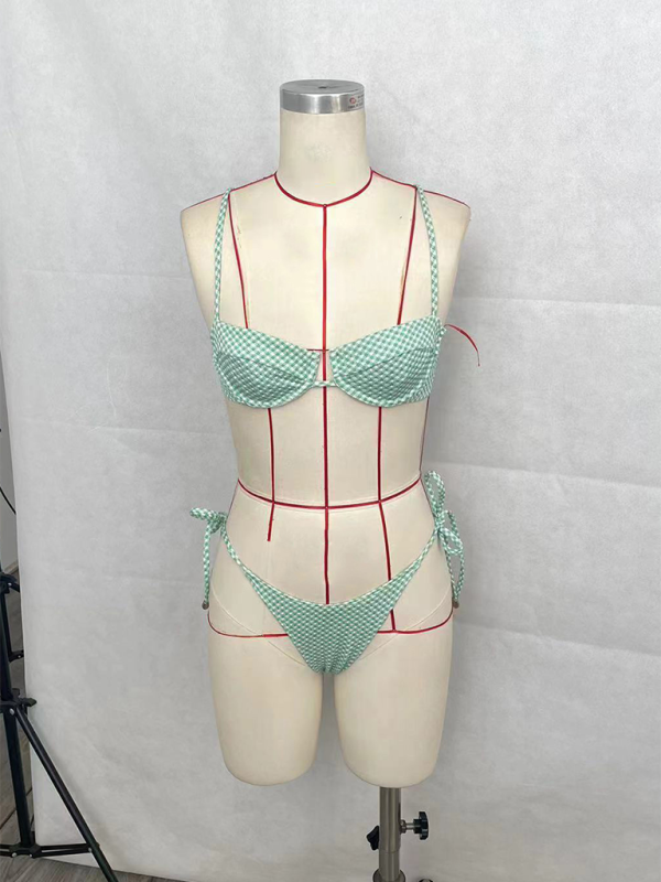 Levoire | Mode Femme Maillot de Bain String à Rayures S'accord