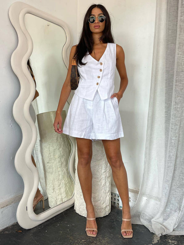 Levoire | Élégant et moderne salopette à shorts unie à décolleté en V Blanc
