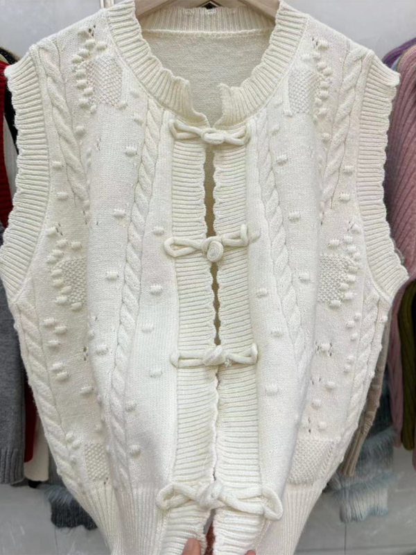 Levoire | Design de col pointu tridimensionnel à broche gilet tricoté loose doux cireux superposé