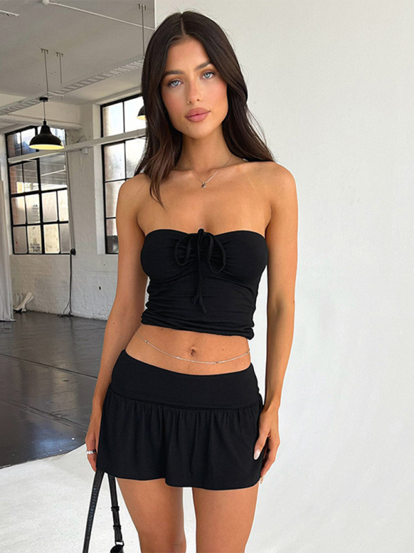 Levoire | Femme sexy top en velours froissé avec pantalons en A et robe jupe Musta
