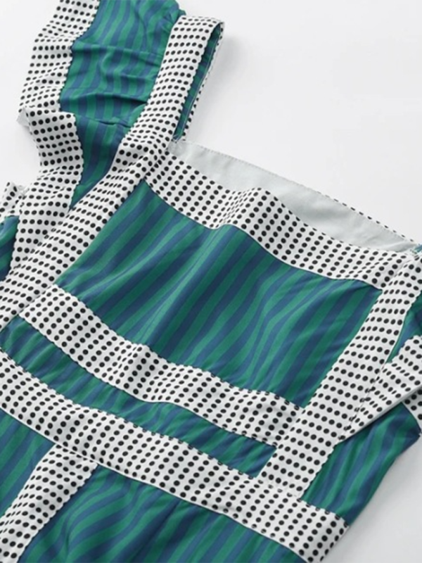 Levoire | Modish robe à encolure carrée avec patchwork contrasté