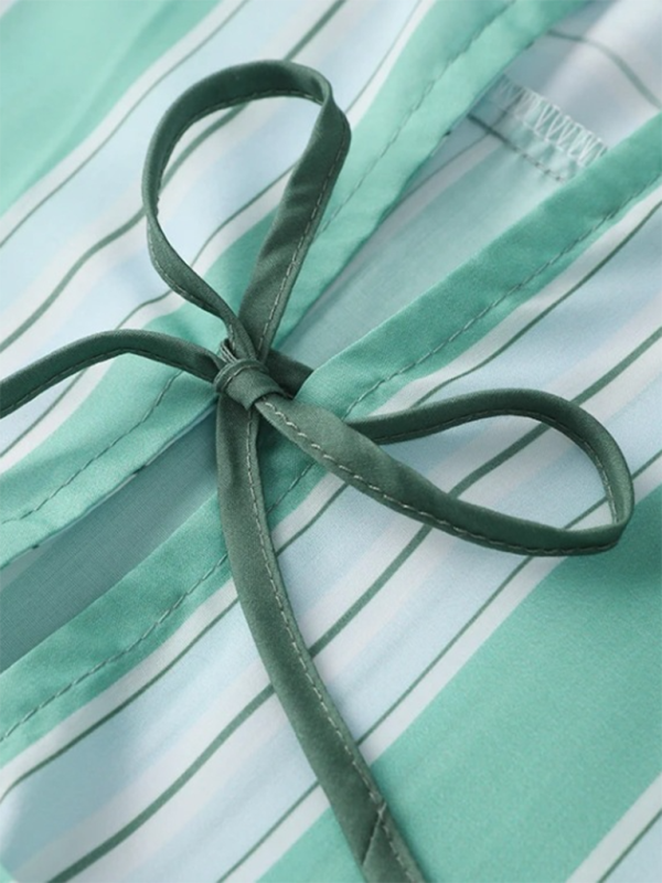 Levoire | Nouvelles robes à rayures à manches courtes avec ceinture