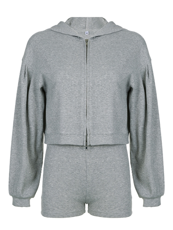 Levoire | Sweat à capuche zippé, t-shirt universitaire, top en V, shorts hauts, ensemble trois pièces