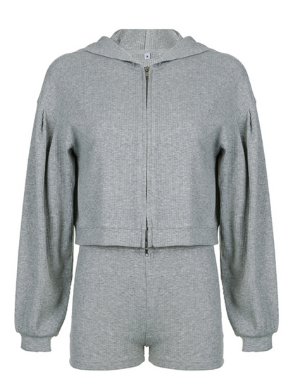 Levoire | Sweat à capuche zippé, t-shirt universitaire, top en V, shorts hauts, ensemble trois pièces