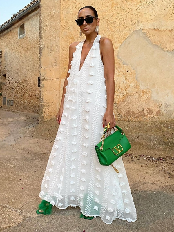 Levoire | Nouveau style de vacances Décolleté halter V en dentelle à fleurs tridimensionnelles robe évasée Blanc