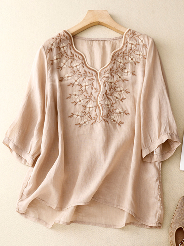 Levoire | Vintage V décolleté brodé T-shirt top Khaki